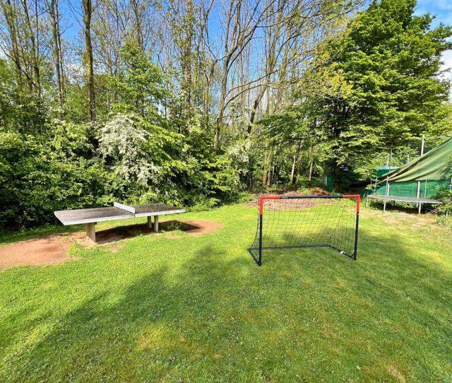 https://lesc-sport.de/isr/wp-content/uploads/2024/04/playground-640x542.jpg