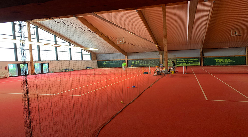 https://lesc-sport.de/isr/wp-content/uploads/2024/07/Teremeer-Halle.jpg