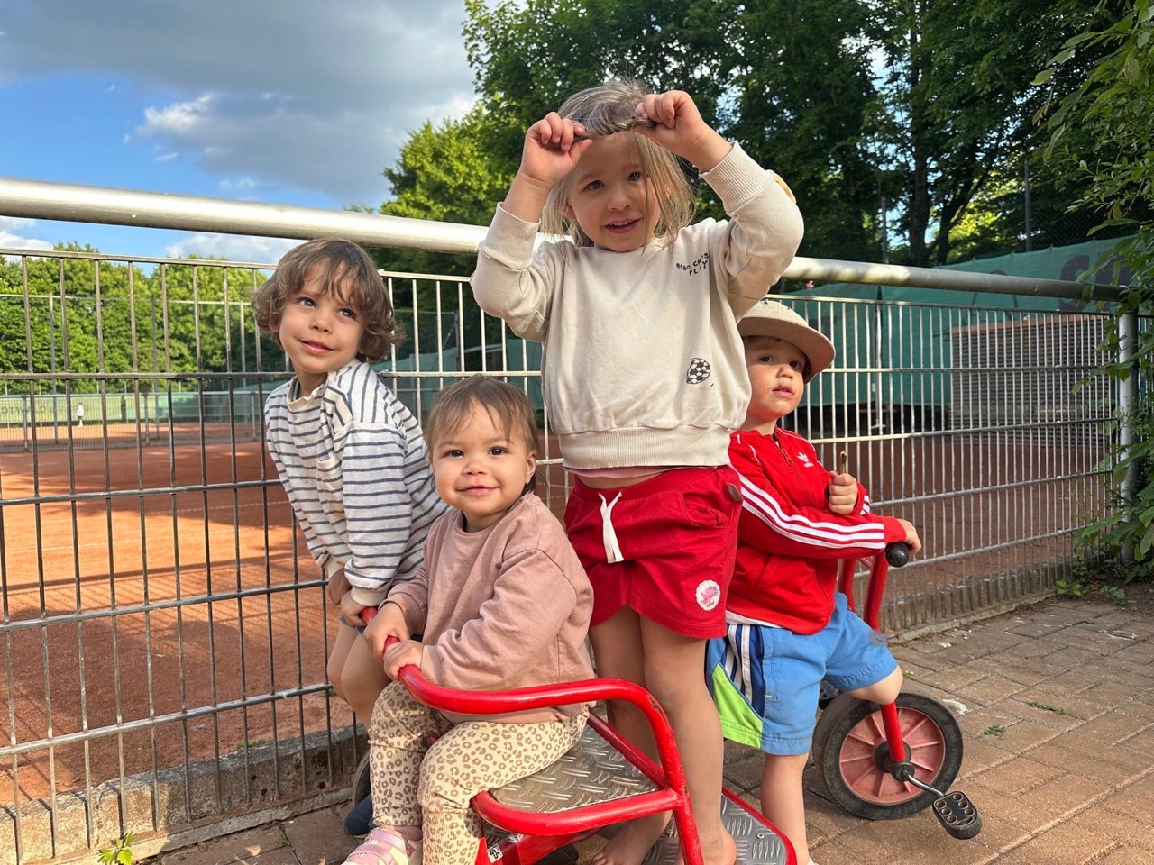 87b0a7c4-87e9-4b17-a69c-98b0c1f1fffe groot