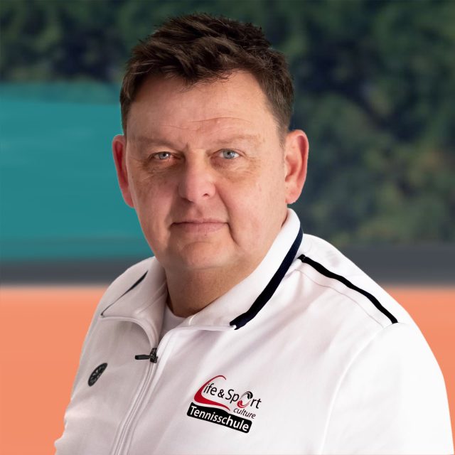 Dirk-LESC-Sport https://lesc-sport.de/location-teremeer/wp-content/uploads/2025/11/Dirk-LESC-Sport-temp-640x640.jpg