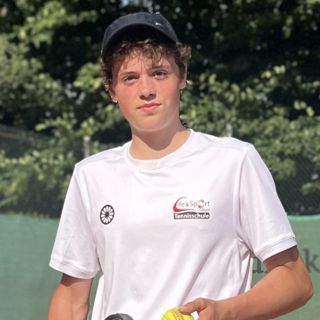 IMG_8646 square https://lesc-sport.de/location-teremeer/wp-content/uploads/2025/11/IMG_8646-square-640x640.jpg