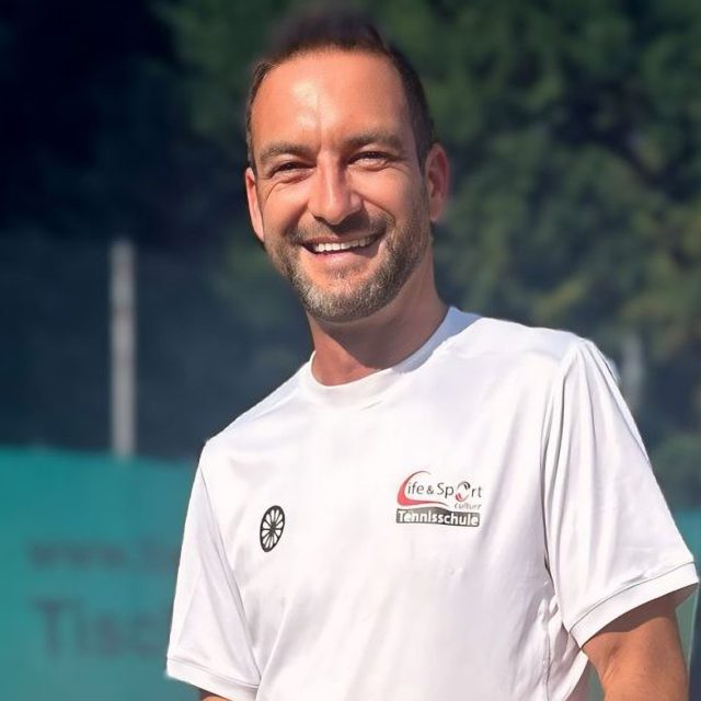 https://lesc-sport.de/teremeer/wp-content/uploads/2025/11/06-18-10-38-20-square-640x640.jpg